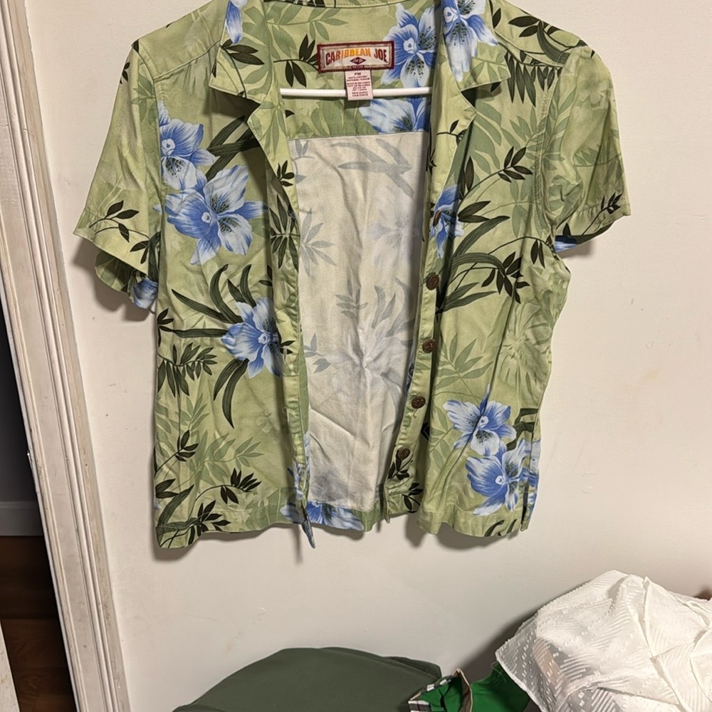 Caribbean Joe Green Floral Women's Top